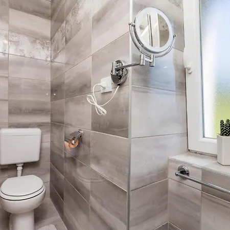 Holiday home 2 Bedroom Awesome In