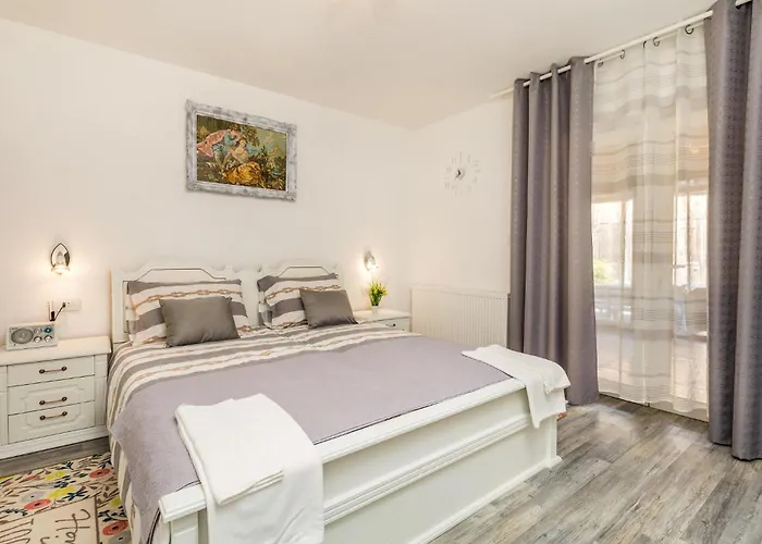 2 Bedroom Awesome In